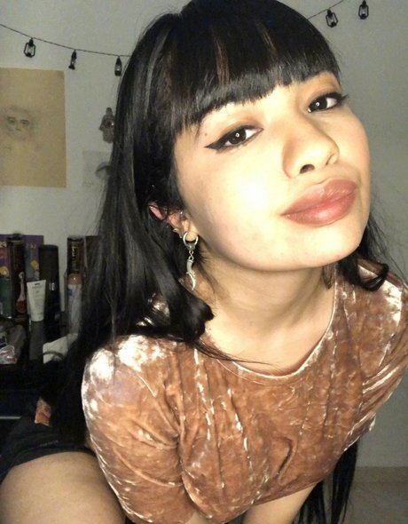 naomieve onlyfans nudes leaked