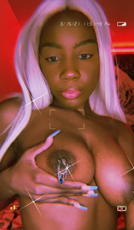 NaturalKai onlyfans naked