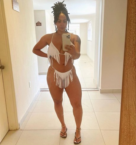 knees onlyfans nudes shot