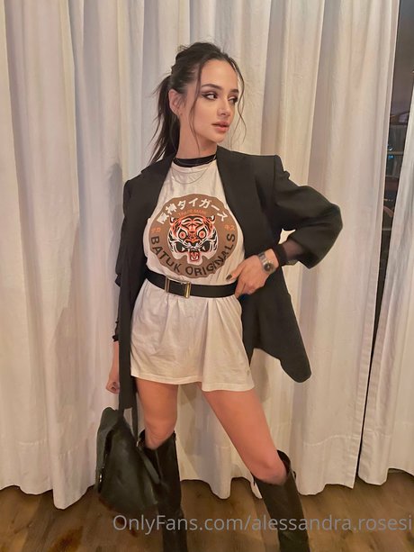 alessandra rosesi onlyfans photos