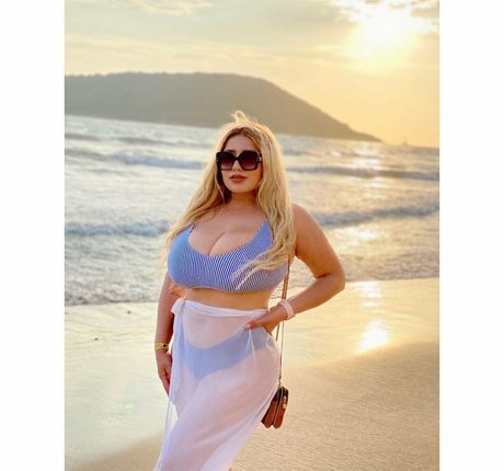 Nimsay pics onlyfans