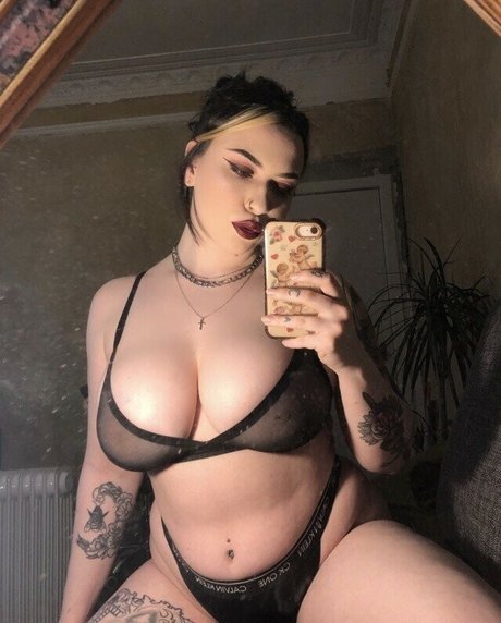 hijabi onlyfans nude slide