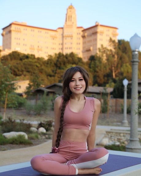 Daniella Claire onlyfans model