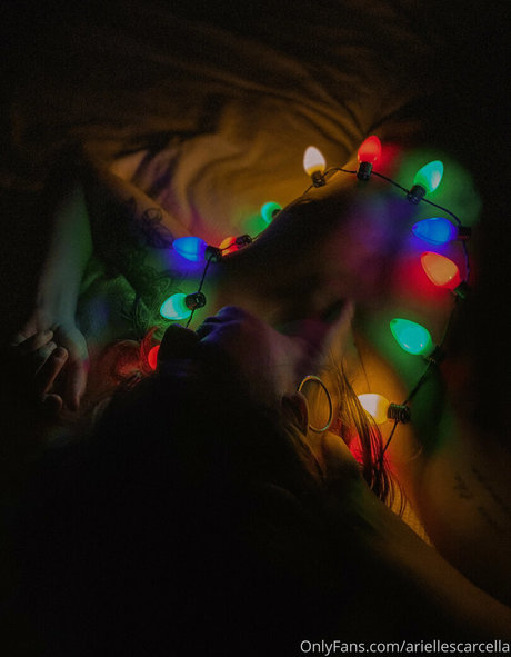 Arielle Scarcella only fans leak