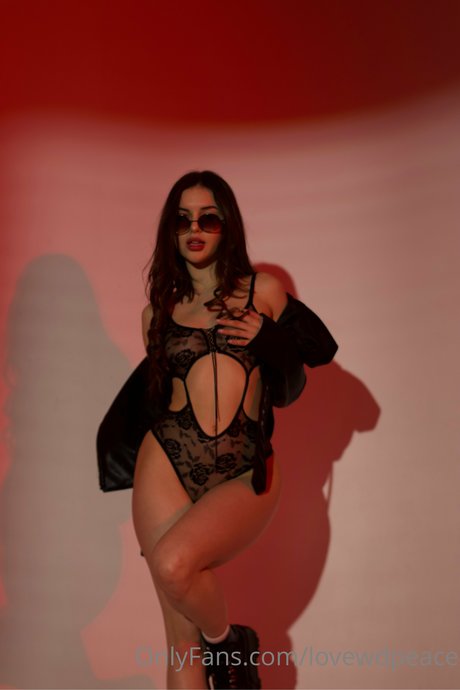 love wd peace onlyfans boobs