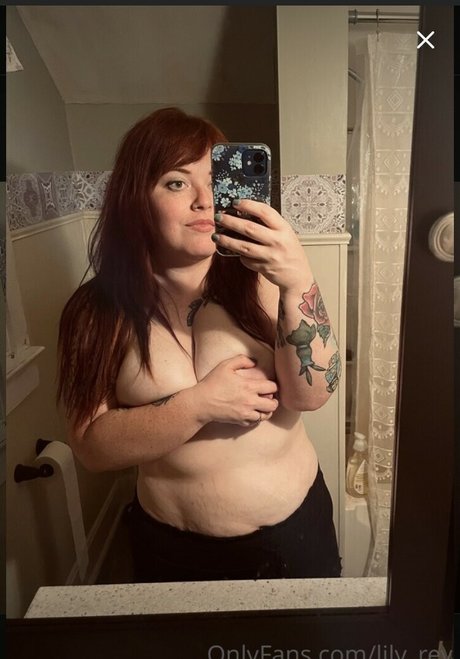 Lily Rey nude onlyfans leak