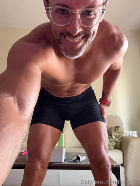 Lucri28 onlyfans leaked tits