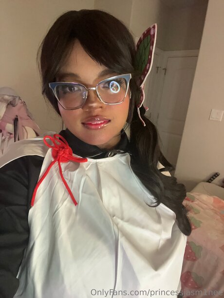 Princessjasm1nee onlyfans nude content