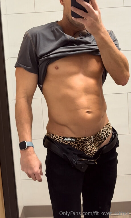 The Naked Trainer Free Profile pic