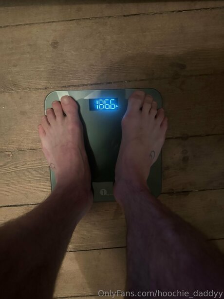 Hoochie Daddyy naked on onlyfans