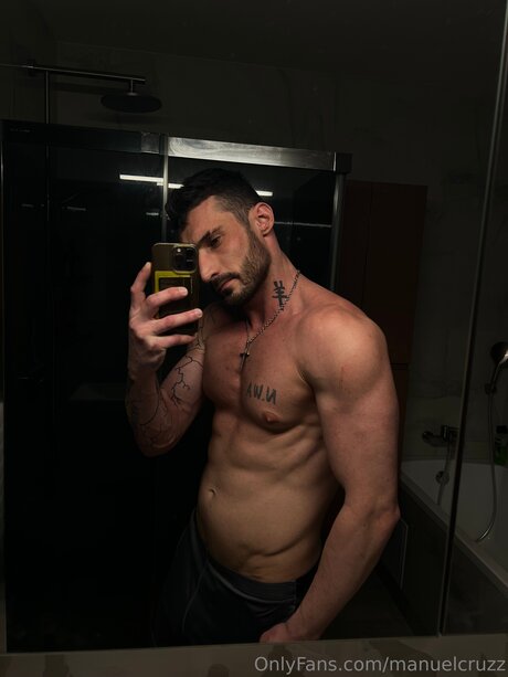 Manuelcruzz sex onlyfans