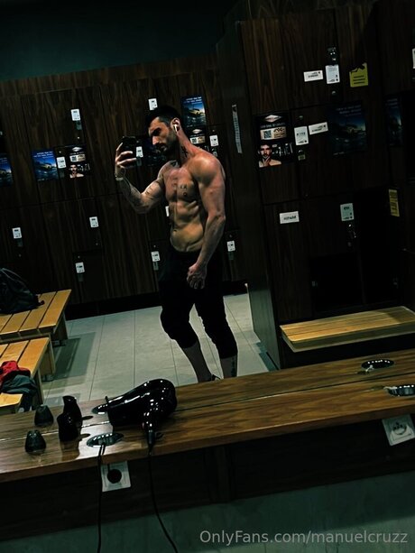 Manuelcruzz naked onlyfans