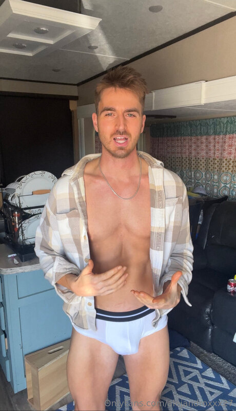 Alejandroxxx27 feet onlyfans