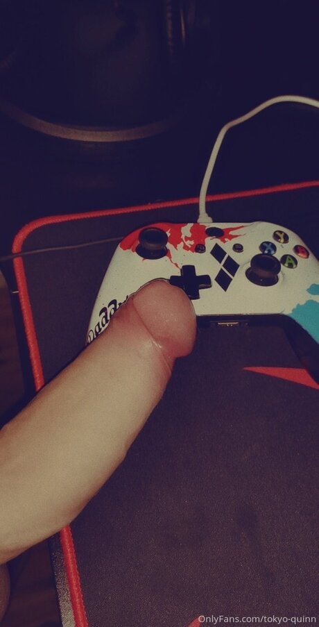 Tokyo Quinn onlyfans leaked nude