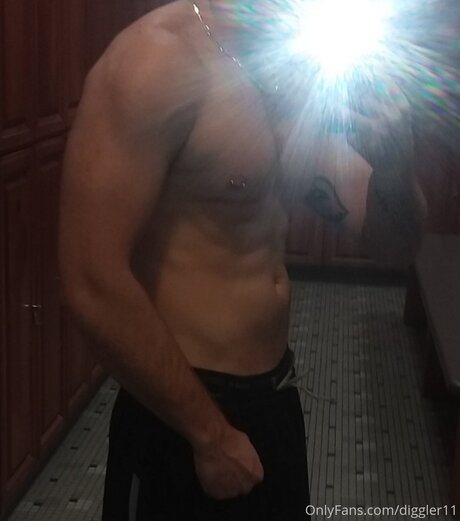 Diggler223 onlyfans naked