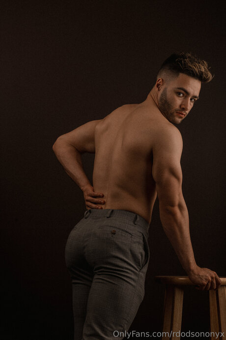 Rdodsononyx porn only fans