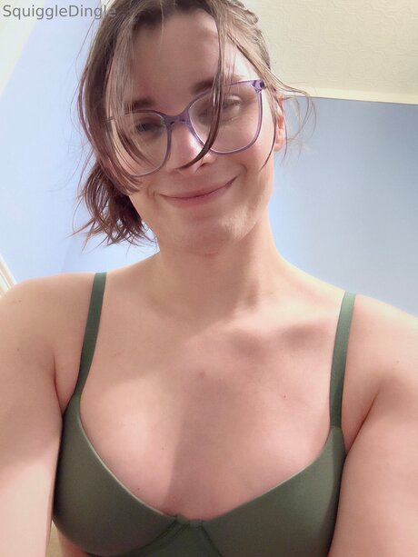 Squiggledingle onlyfans xxx