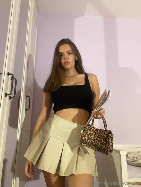 Eva Lee naked onlyfans