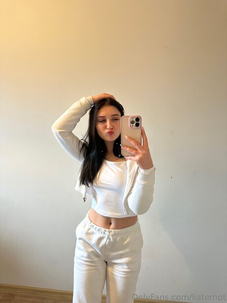 Tinylia leaked onlyfans pics