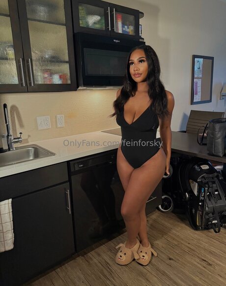 Feinforsky onlyfans leak ass