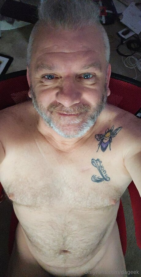 Dageek onlyfans desnuda