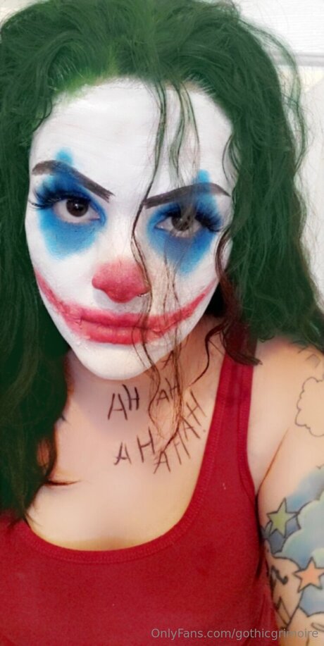 Gothicgrimoire onlyfans ass