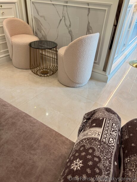 Pinkysorayut onlyfans free content