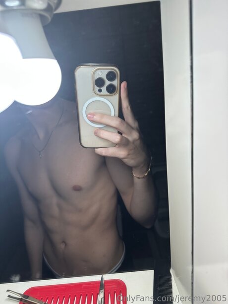 Jeremy2005 is on onlyfans