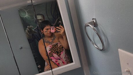 Lydiainthebones leaks onlyfans