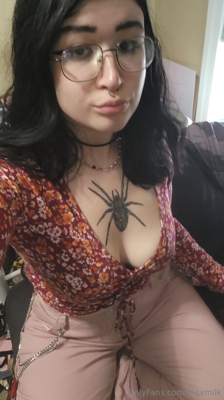Pigxmilk topless onlyfans