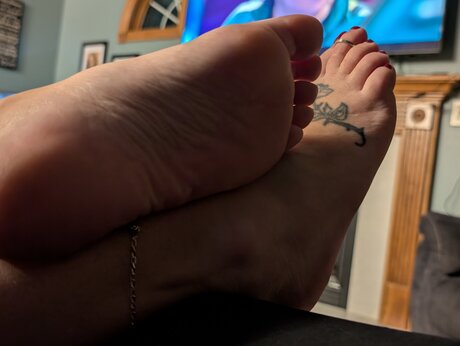 Barefoot Bunny B nudes onlyfans leaked