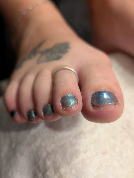 Barefoot Bunny B leaked onlyfans