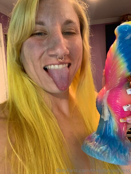 Theneongoddess onlyfans model images