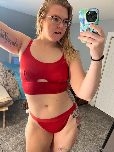 Alliemae420 free only fans