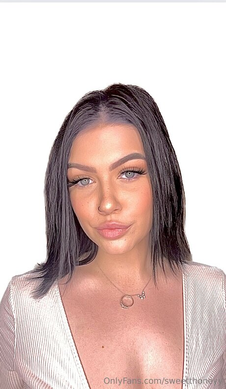 Sweetthoneyy free onlyfans porn