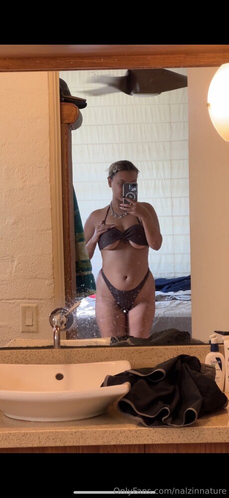 Nalzinnature onlyfans strip