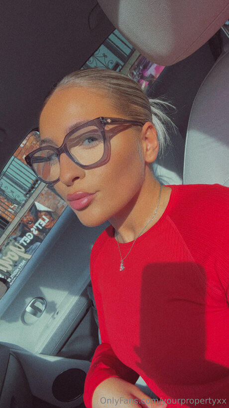 Yourpropertyxx onlyfans model photo