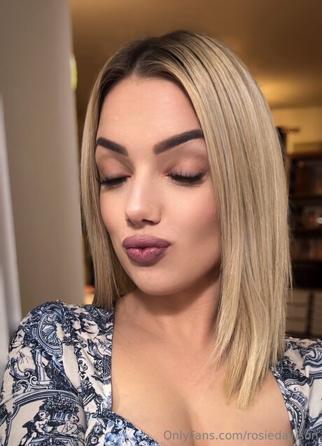 Sweetdaisydawson onlyfans leak nude