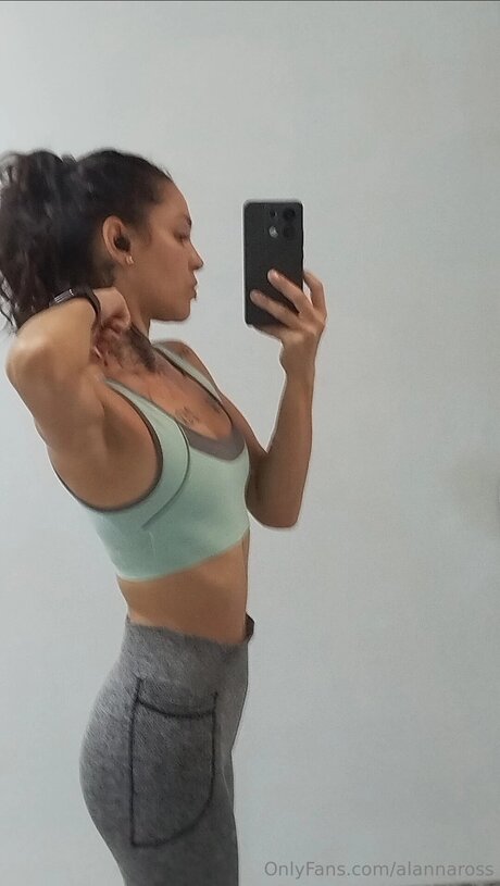 Alannaross onlyfans sexy
