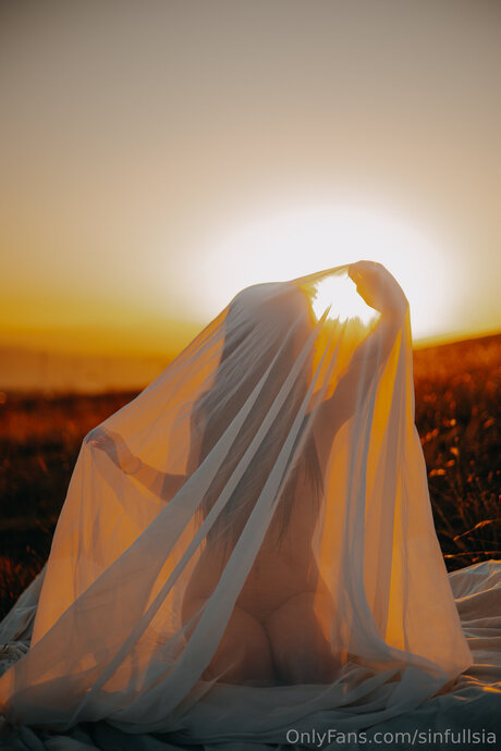 Sinfullsia onlyfans.