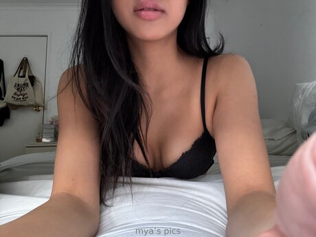 Myaarawrr onlyfans leaks.