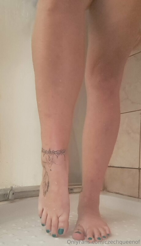 Czechqueenof only fans content
