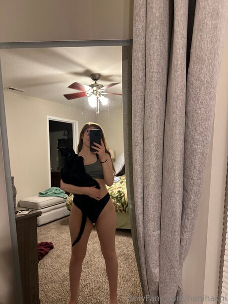 Hanihachi pics onlyfans