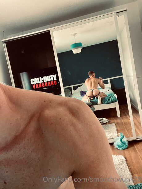 Hungblondebrit onlyfans tits