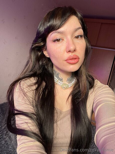 Roxyyflame onlyfans pics