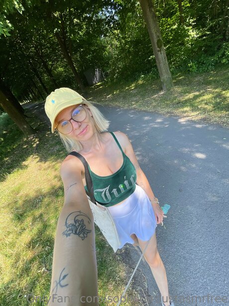 Sophstardustasmrfree onlyfans porn leak