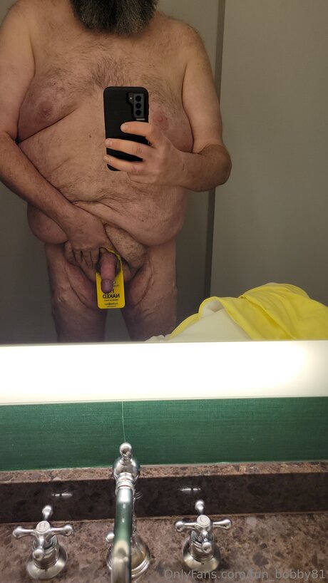 Fun Bobby81 only fans.