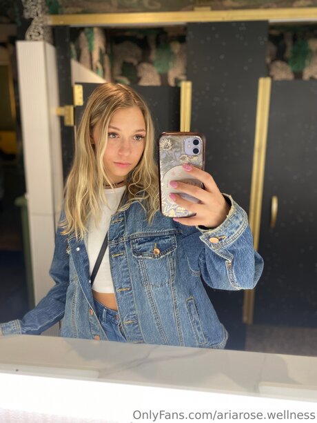 Ariarose Wellness leaked porn onlyfans