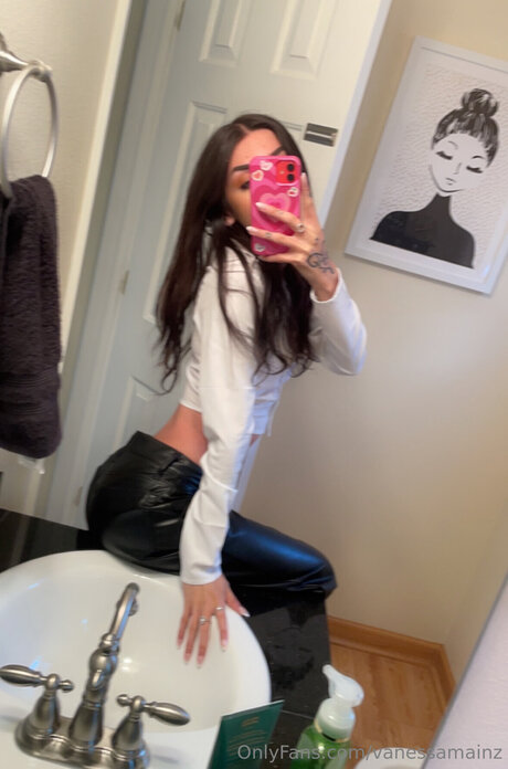 Vanessamainz onlyfans fotos