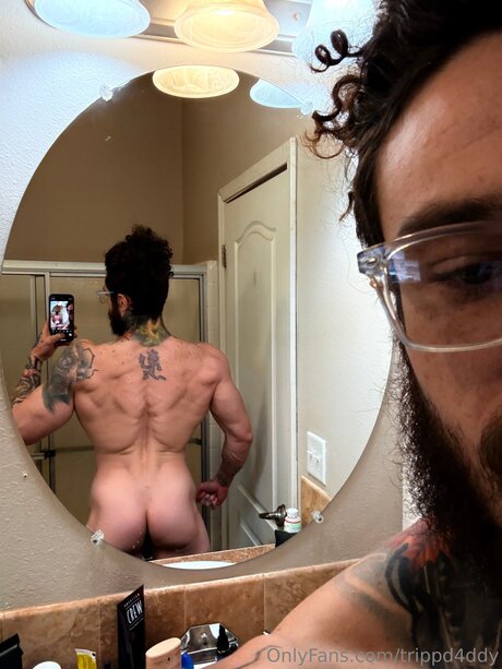 Trippd4ddy onlyfans topless